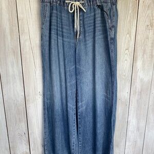 Judy Blue Palazzo Featherweight Pants